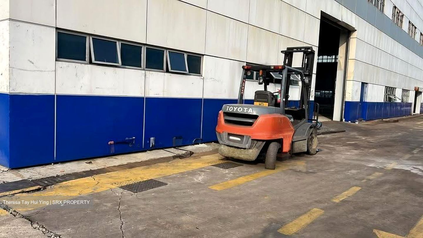 Tuas South Avenue 5 (D22), Factory #608706241